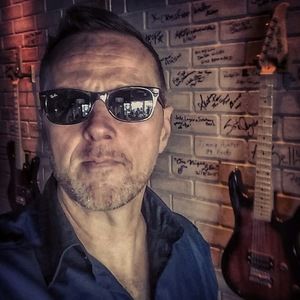 Meet your Posher, Brett